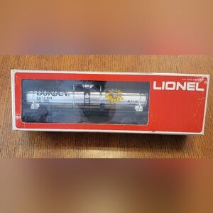 Lionel Trains Borden Plated Tank Car